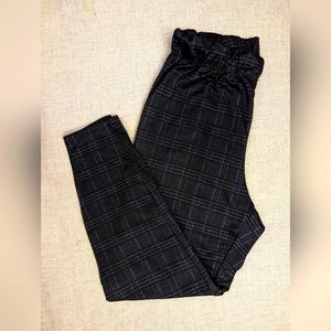Pennington's blue plaid leggings